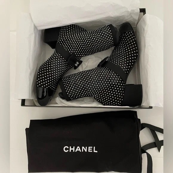 ‼️‼️‼️Price Very Firm‼️‼️‼️ New Chanel Booties Size 40 - Picture 13 of 17